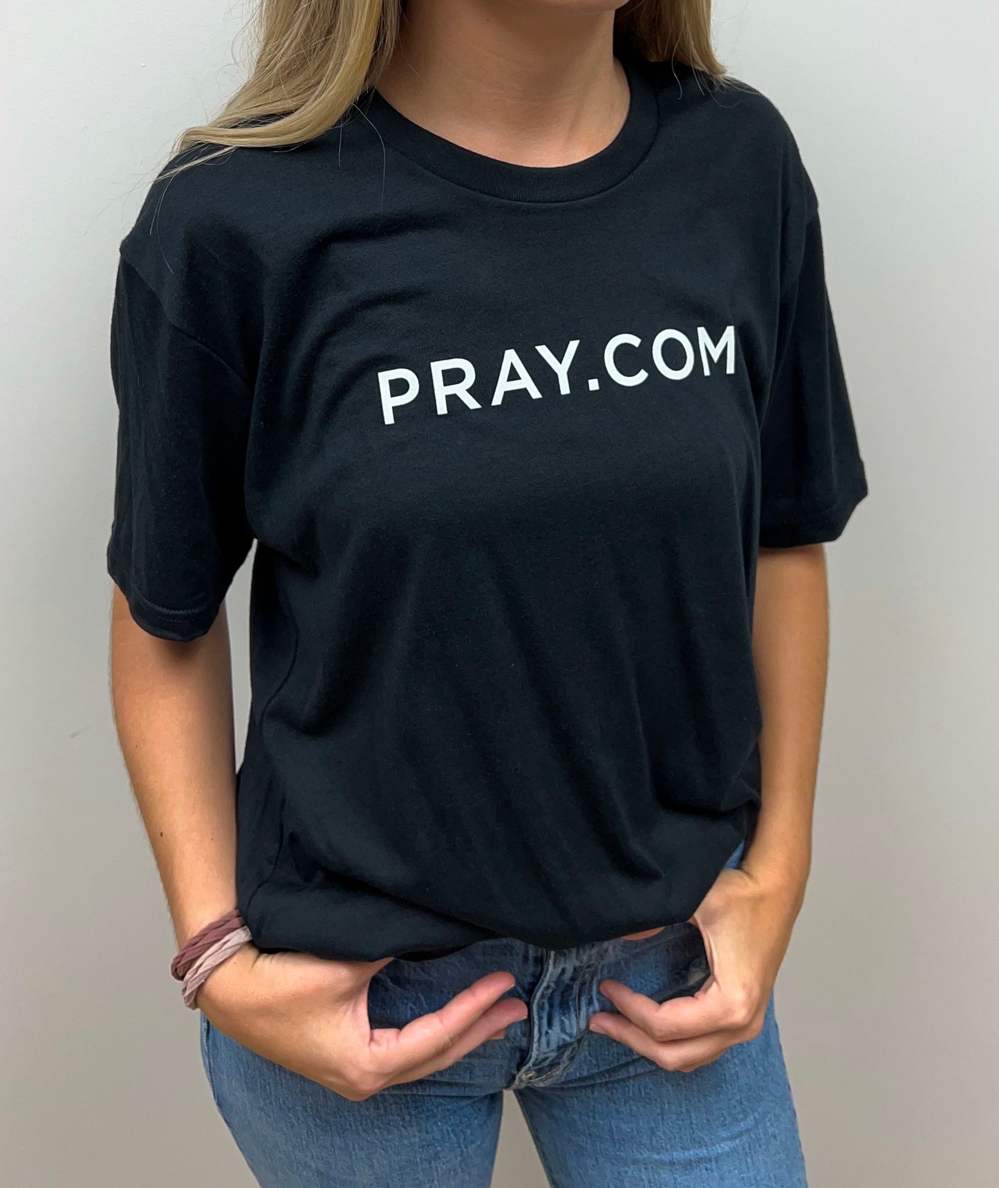 PRAY.COM Premium Logo Shirt